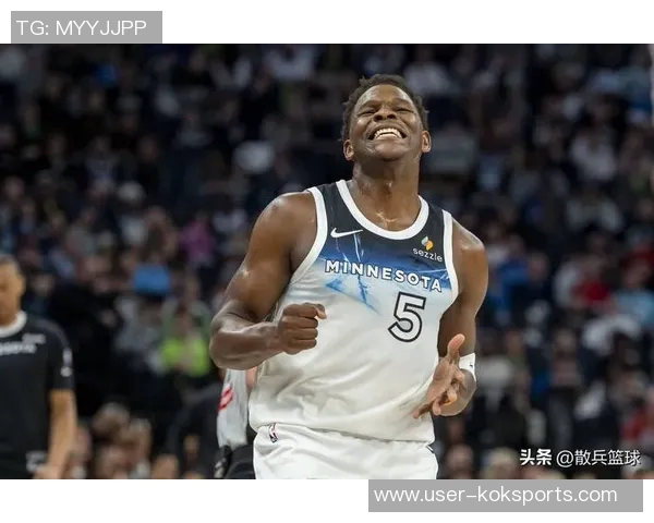 森林狼末节发力15-0逆转攻势里德与华子接连命中三分球
