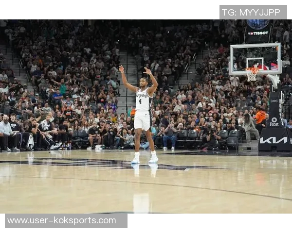 科内特盛赞文班职业态度与专注度称其能创造奇迹