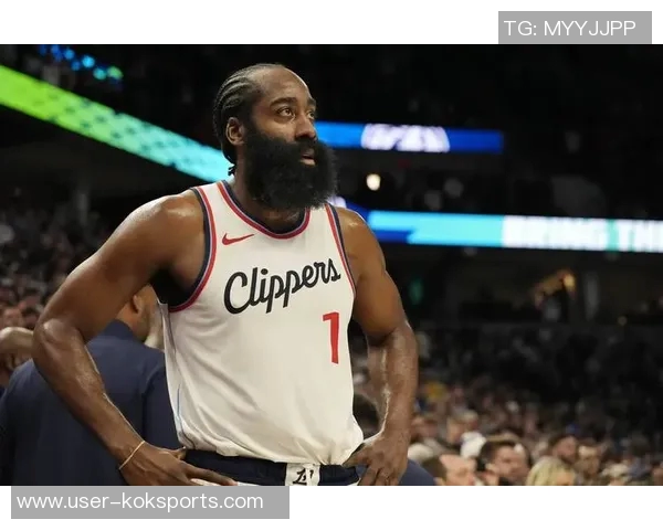 哈登分享职业生涯的坚持与挑战：与詹姆斯杜兰特库里同台竞技的艰辛